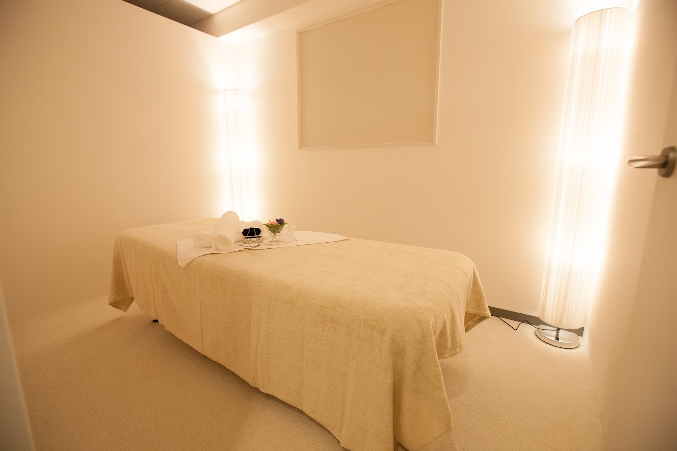 SalondeFulala（サロンドフララ）表参道店店舗内装写真